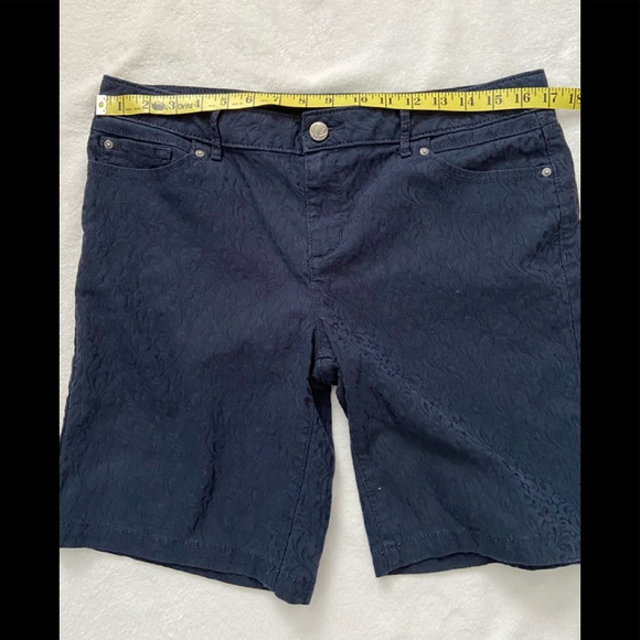 VERA WANG SHORTS - Picture 3 of 6